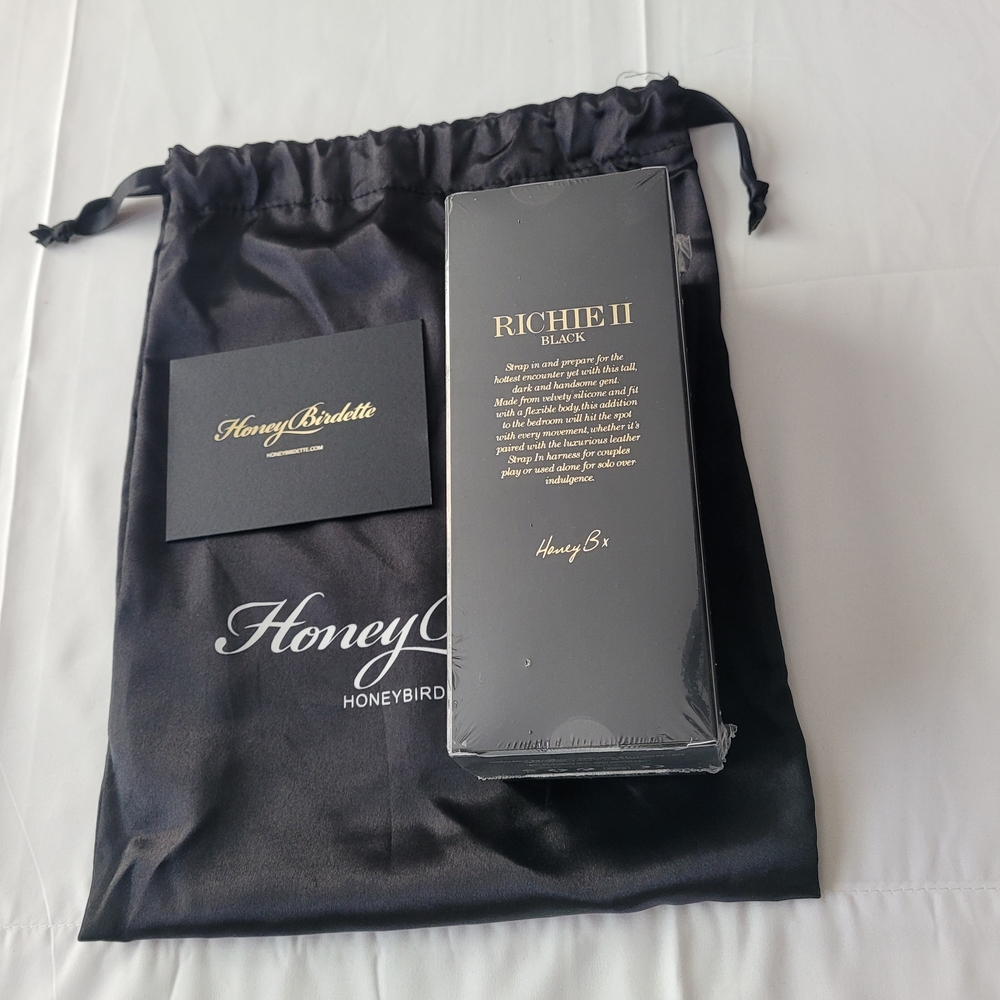 Honey Birdette Luxurious Black Set